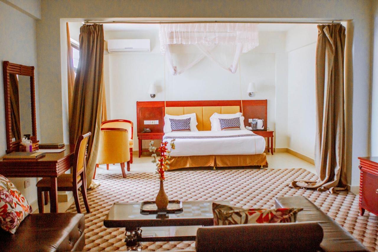 Luwa Evergreen Hotel Mtwara Exteriör bild