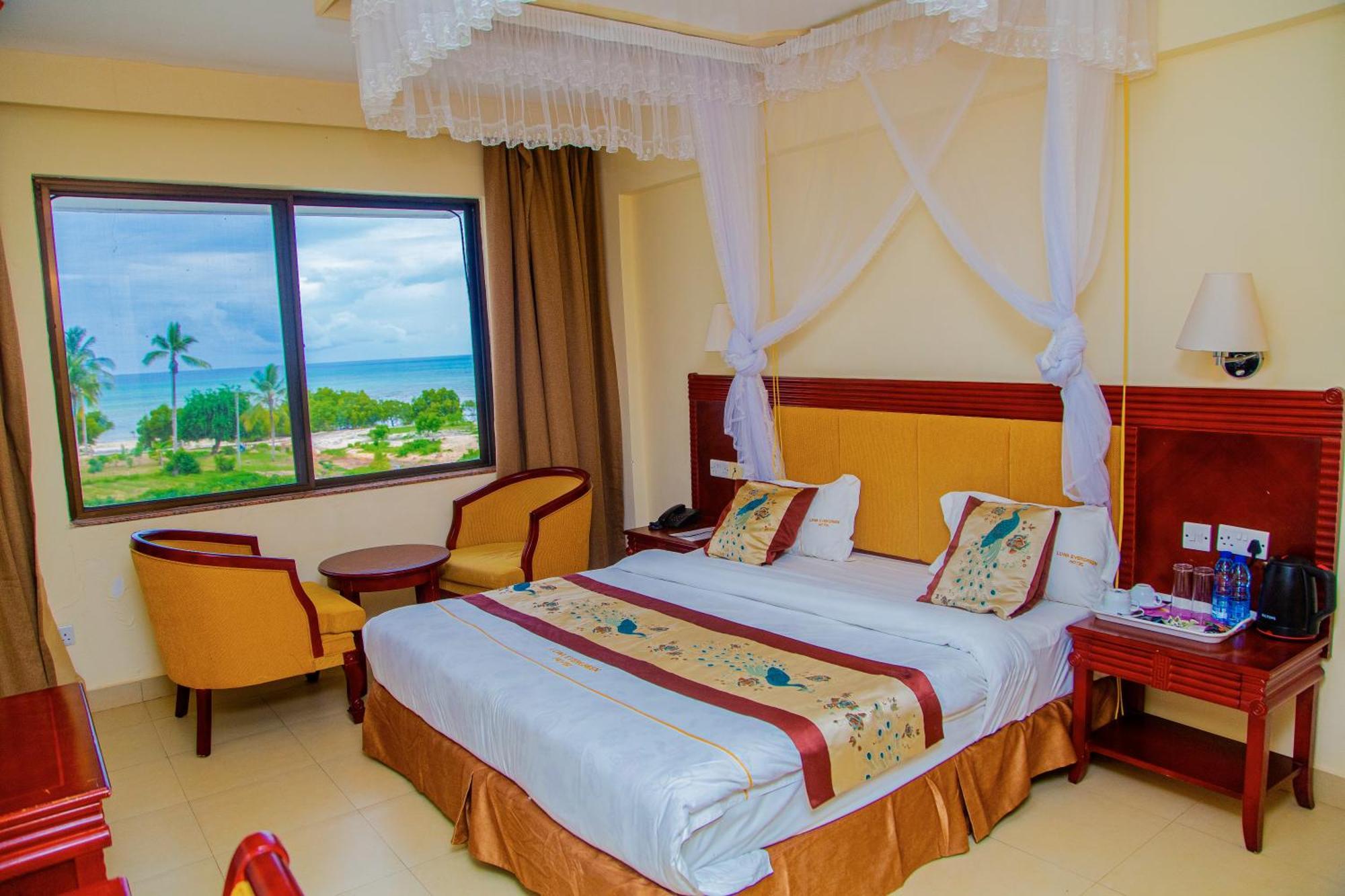 Luwa Evergreen Hotel Mtwara Exteriör bild