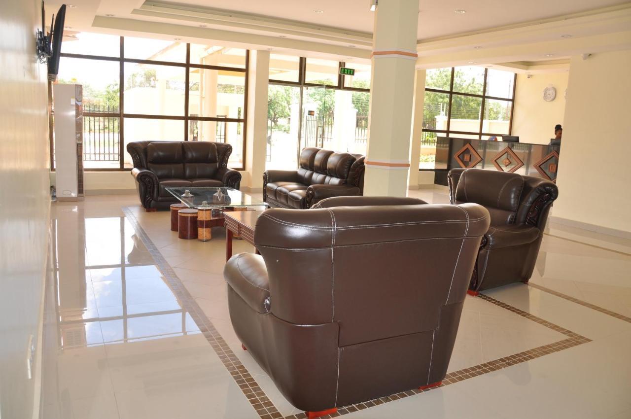 Luwa Evergreen Hotel Mtwara Exteriör bild