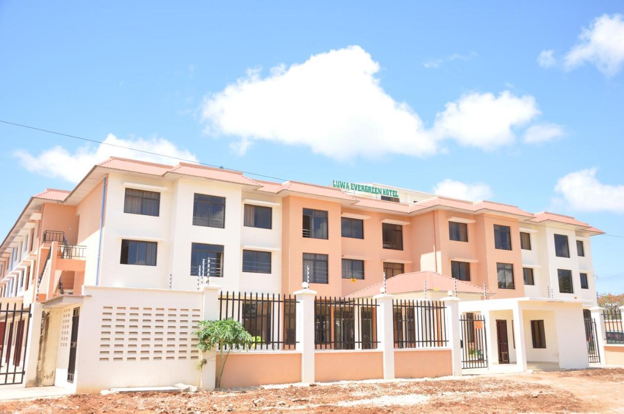 Luwa Evergreen Hotel Mtwara Exteriör bild